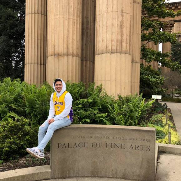 Meet your Posher, Jeffrey - Picture 1 of 1